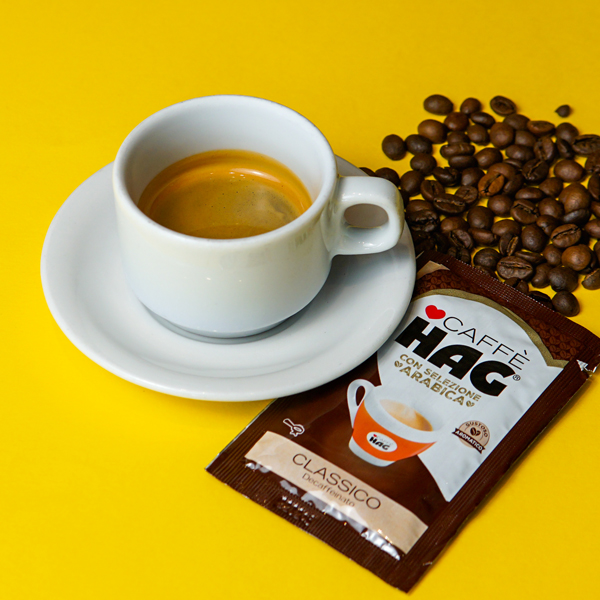 Caffe' decaffeinato